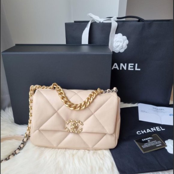 SOLD to Savannah E Off Another Platform - Picture 2 of 7